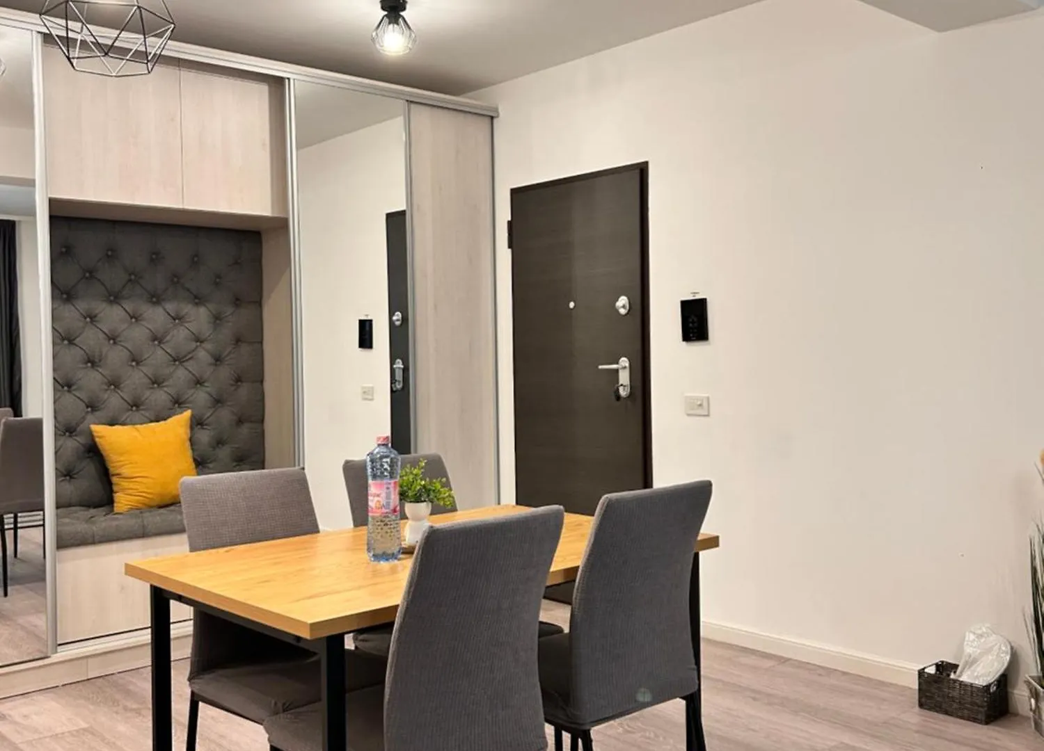 Apartmán Industrial Style Bukurešť